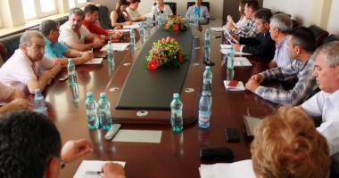 Stire din Politică-Administrație : Ce proiecte au mai adoptat consilierii din Mangalia