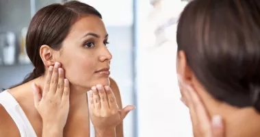 Stire din Sănătate : Ceramidele, ingredientul-cheie pentru o piele protejată și hidratată