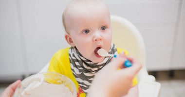 Stire din Sănătate : Cerealele pentru bebeluși. Când şi cum le puteţi introduce în meniu