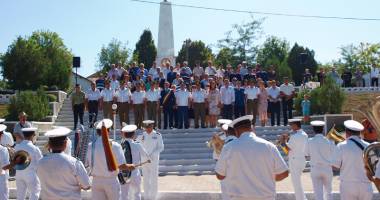 Stire din Politică-Administrație : "Zilele Municipiului Medgidia", debut  cu un ceremonial dedicat eroilor neamului