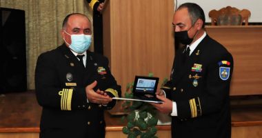 Ceremonie de trecere în rezervă, la Academia Navală „Mircea cel Bătrân”