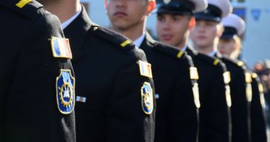 Stire din Cultură-Educație : 59 de elevi militari din anul I vor depune jurământul