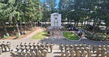 Stire din Eveniment : Ceremonie aniversară cu ocazia împlinirii a 105 de la înființarea primei structuri de tancuri