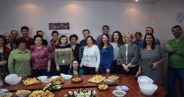 Tort și șampanie, la încheierea anului 2018, la Cuget Liber - 2