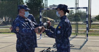 Ceremonie de înmânare a armelor, la Academia Navală „Mircea cel Bătrân” - 2
