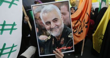Stire din Actualitate : Ceremonii comemorative dedicate generalului Qassem Soleimani