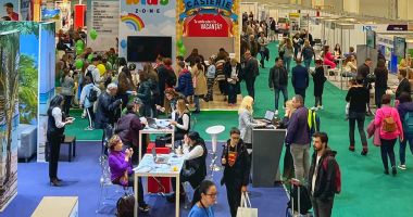 Stire din Economie : Cererea pentru ofertele turistice early booking a crescut cu 40%