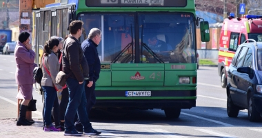 Stire din Social : Unde se pot depune cererile pentru abonamentele gratuite RATC