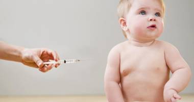 Stire din Sănătate : Ce riscuri implică  refuzul  vaccinării copiilor