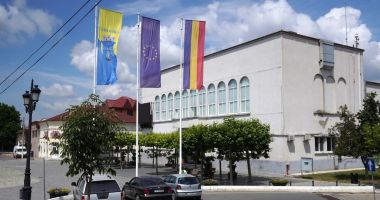 Stire din Politică-Administrație : Trei contracte de finanţare din fonduri europene prin PNRR, semnate la Cernavodă