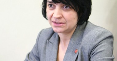 Stire din Politică-Administrație : Ce le pregătește primarul din Cernavodă femeilor din oraș
