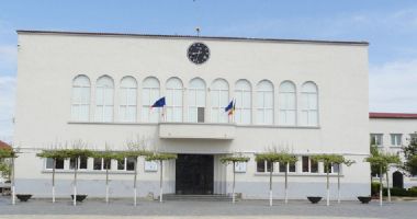 Stire din Politică-Administrație : Primăria Cernavodă pune la dispoziţia cetăţenilor o platformă online pentru plata taxelor