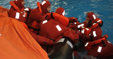 Echipajul unei nave a fost salvat la… CERONAV - 3
