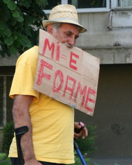 Stire din Eveniment : "Îmi este rușine, însă trebuie să supraviețuiesc!"