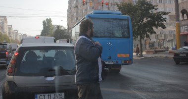 Stire din Eveniment : Cerșetor lovit de mașină