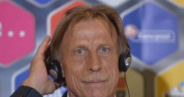 Stire din Sport : Christoph Daum: "De ce să-mi dau demisia? Să fim uniți!"