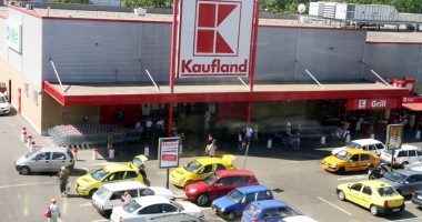 Stire din Social : Ce supermarket-uri și mall-uri se mai deschid în Constanța