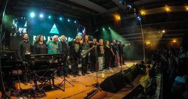 Stire din Cultură-Educație : 12 formații și trupe rock, trei zile de concerte