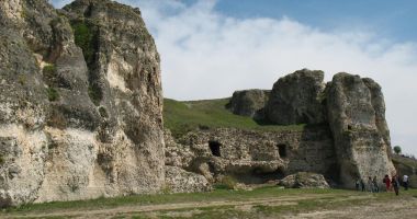 Stire din Cultură-Educație : Fascinanta cetate de la Hârşova, o comoară necunoscută pentru unii