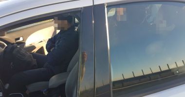 GALERIE FOTO / Cetățean bulgar, arestat la Constanța, pentru trafic de migranți - 2