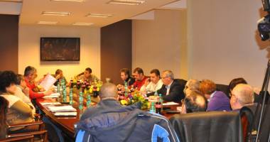 Stire din Politică-Administrație : Ce taxe vor plăti locuitorii din Mangalia în 2015