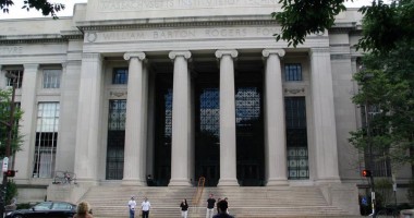 Stire din Cultură-Educație : Ce universități românești sunt în topul mondial
