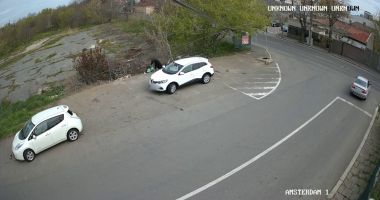 Stire din Eveniment : Poliția Locală trage un semnal de alarmă asupra deșeurilor aruncate pe domeniul public