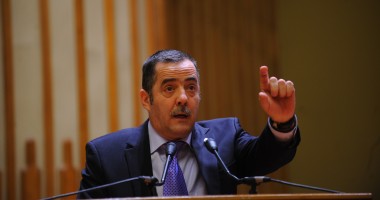 Stire din Politică-Administrație : Cezar Preda a demisionat din funcțiile pe care le avea în PDL