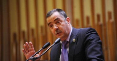 Stire din Politică-Administrație : "Dacă integritatea ar fi un principiu de nominalizare a candidaților, PSD ar rămâne fără partid"