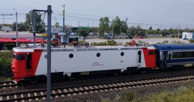 Stire din Economie : CFR Călători riscă să intre în incapacitate de plată