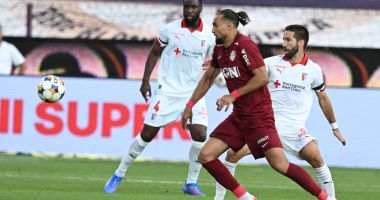 Stire din Sport : CFR Cluj, învinsă acasă de Sporting Braga în turul al treilea preliminar al Europa League