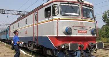 Stire din Economie : CFR Călători estimează în 2023 o pierdere mai mare cu 351%, faţă de cea de anul trecut