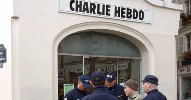 FOTO și VIDEO! MASACRU ÎN PARIS! 12 morți într-un atac cu arme Kalașnikov, la un ziar. Franța, în alertă teroristă maximă - UPDATE - 6