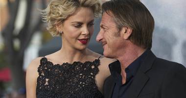 Stire din Monden : Cuplul Charlize Theron - Sean Penn s-a destrămat. Care este motivul
