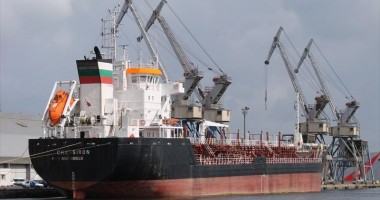 Stire din Economie : Marinarii români nu sunt în siguranță în vestul Africii