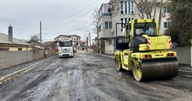 Stire din Politică-Administrație : Primăria oraşului Năvodari asfaltează străzile şi aleile din Mamaia Sat