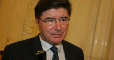 "Nu e suficient ca Geoană să vrea să fie membru de partid. Trebuie să vrea și PSD"