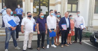 Stire din Politică-Administrație : Tudorel Chesoi, candidat pentru Primăria Constanța: "Orașul și-a pierdut mândria!"