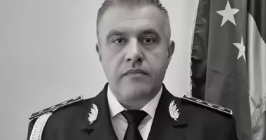 Stire din Actualitate : Șeful IPJ Dolj, care a murit în biroul său, a fost avansat în grad post-mortem