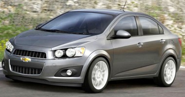 Chevrolet Aveo sedan și Captiva au primit cinci stele în cadrul testelor de siguranță