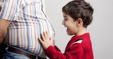 Stire din Diverse : Chiar funcționează! Trucuri pentru  a scăpa de burtă