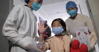 Stire din Actualitate : "Virusul din China, o enigmă înconjurată de mister"