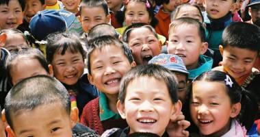 Stire din Actualitate : E oficial! China a pus capăt politicii unui singur copil