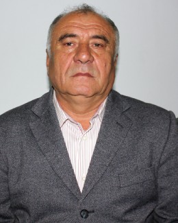 Stire din Politică-Administrație : "Dacă voi ajunge primar, voi scădea taxele. Oamenilor le-a ajuns"