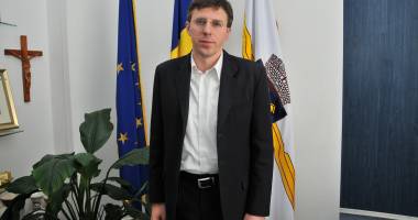 Stire din Actualitate : Primarul Chișinăului, jefuit în timp ce participa la o emisiune TV