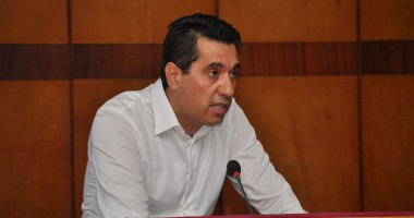Stire din Politică-Administrație : "Mazăre este un golan!"