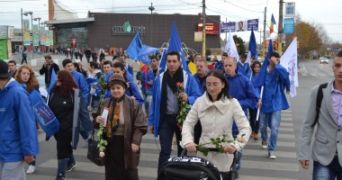 Chiru le multumește constănțenilor care îl susțin pentru un mandat de senator / Galerie foto - 4