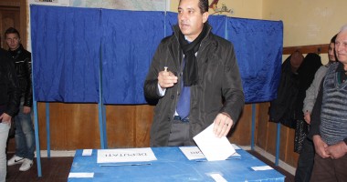 Stire din Politică-Administrație : Gigi Chiru spune că a votat cu inima