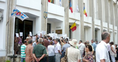 Gigi Chiru a început campania pentru demiterea primarului Radu Mazăre - 2