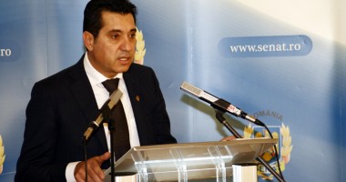 Stire din Politică-Administrație : "Premierul Victor Ponta vrea să îngroape sistemul energetic românesc"